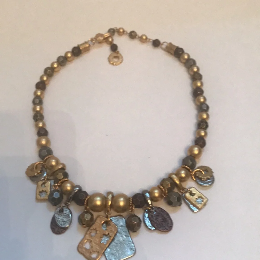 Necklace - Picture 2 of 2